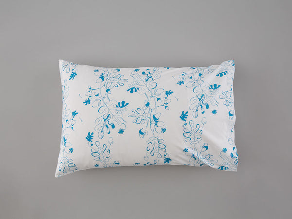 Turquoise Oak Leaf & Acorn Pillowcase
